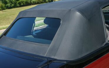 Ford-Mustang-1988-BlackMaroon-Gray-Cloth-24