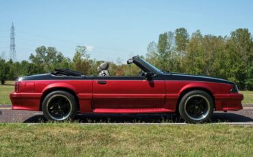Ford-Mustang-1988-BlackMaroon-Gray-Cloth-32