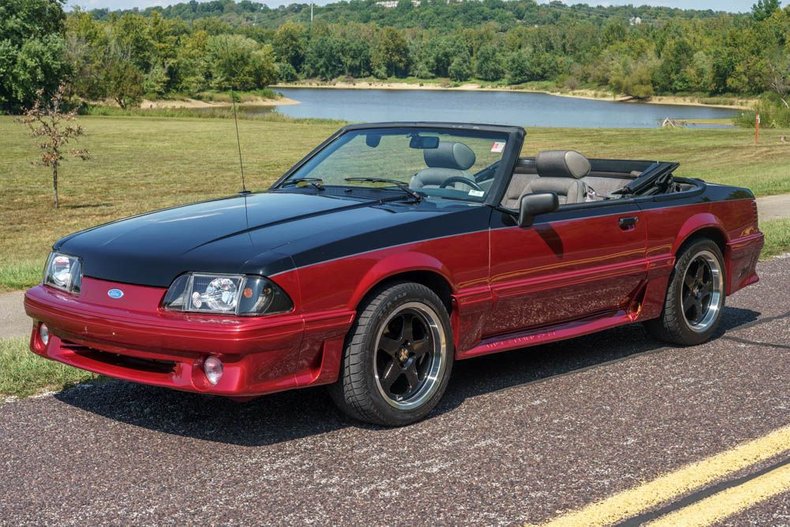 Ford-Mustang-1988-BlackMaroon-Gray-Cloth-38