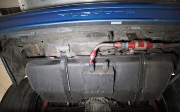 Ford-Mustang-1988-Medium-Blue-Metallic-Gray-19