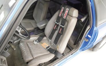 Ford-Mustang-1988-Medium-Blue-Metallic-Gray-33