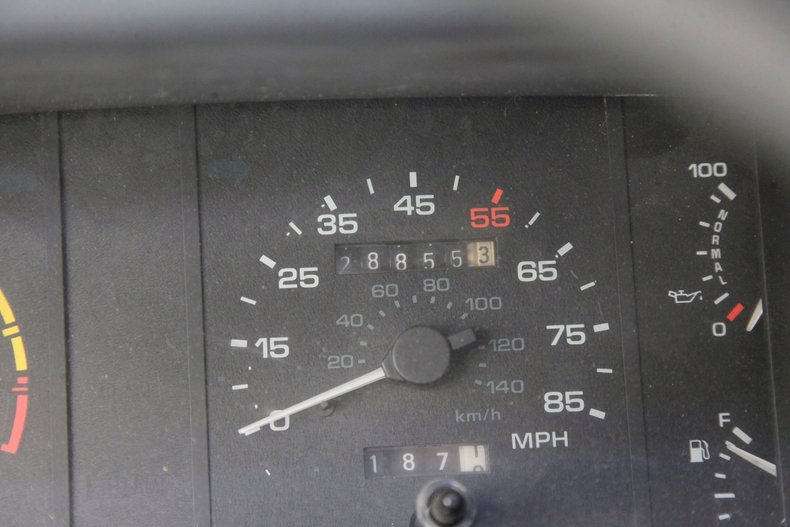 Ford-Mustang-1988-Medium-Blue-Metallic-Gray-37