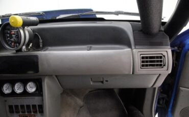 Ford-Mustang-1988-Medium-Blue-Metallic-Gray-42