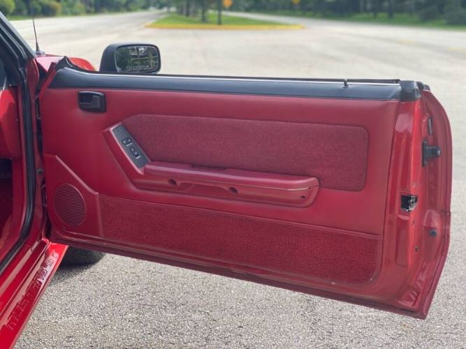 Ford-Mustang-1988-Red-Red-13