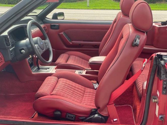 Ford-Mustang-1988-Red-Red-17