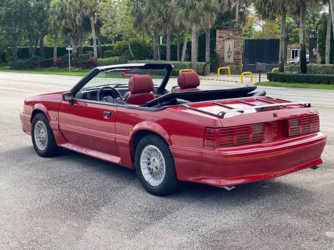 Ford-Mustang-1988-Red-Red-24