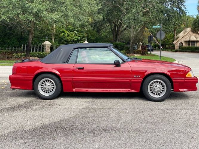 Ford-Mustang-1988-Red-Red-28