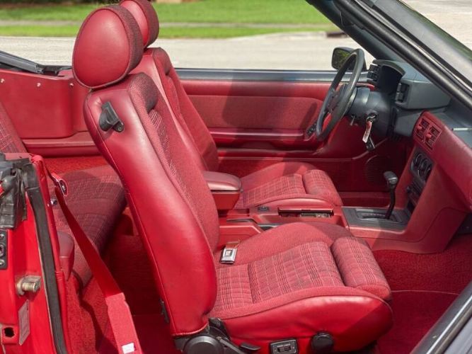 Ford-Mustang-1988-Red-Red-9