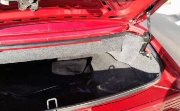 Ford-Mustang-1988-Scarlet-Red-Scarlet-Red-Cloth-12