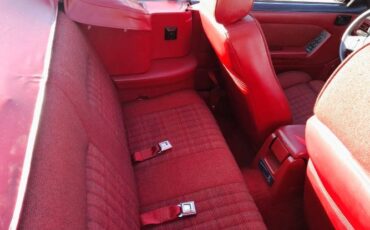 Ford-Mustang-1988-Scarlet-Red-Scarlet-Red-Cloth-18