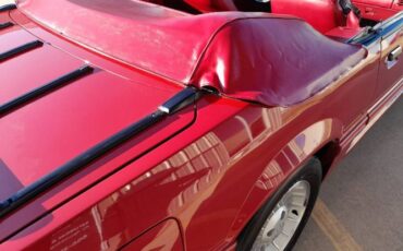 Ford-Mustang-1988-Scarlet-Red-Scarlet-Red-Cloth-2