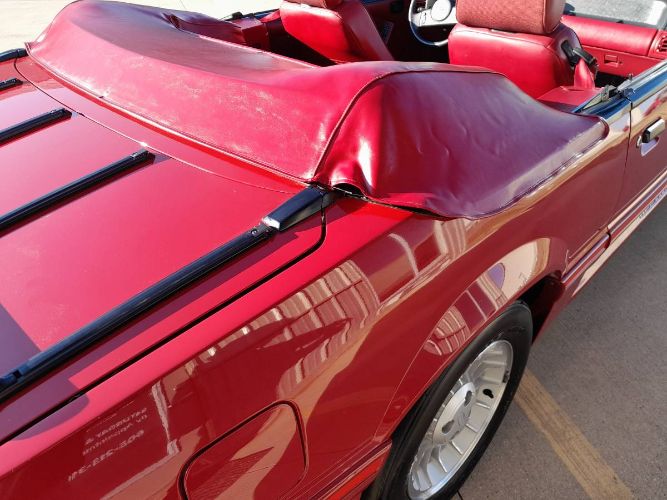 Ford-Mustang-1988-Scarlet-Red-Scarlet-Red-Cloth-2