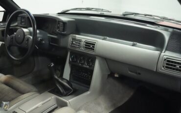 Ford-Mustang-1988-Scarlet-Red-Smoked-Gray-2