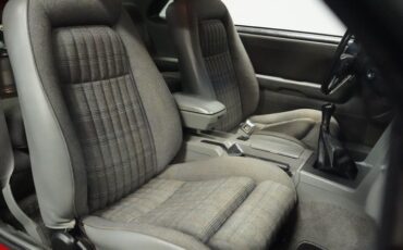 Ford-Mustang-1988-Scarlet-Red-Smoked-Gray-32