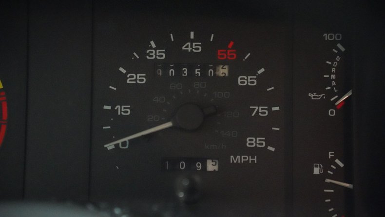 Ford-Mustang-1988-Scarlet-Red-Smoked-Gray-42