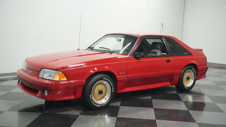 Ford-Mustang-1988-Scarlet-Red-Smoked-Gray-5