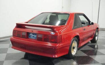 Ford-Mustang-1988-Scarlet-Red-Smoked-Gray-9