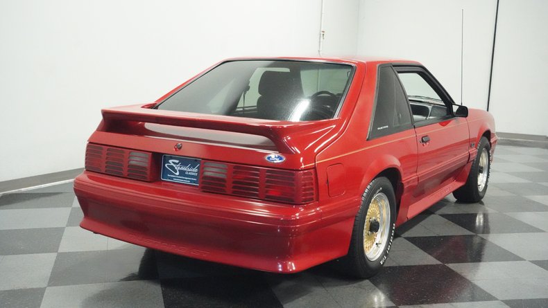 Ford-Mustang-1988-Scarlet-Red-Smoked-Gray-9