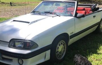 Ford-Mustang-1988-White-6