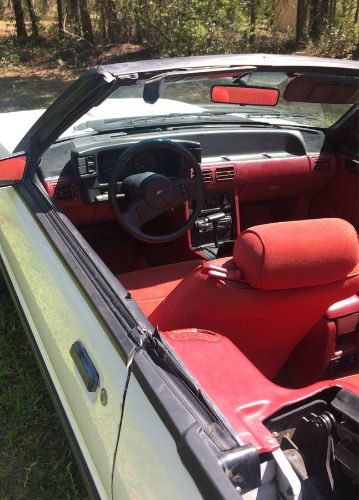 Ford-Mustang-1988-White-7
