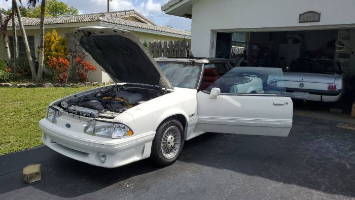 Ford-Mustang-1988-White-7