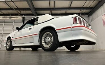Ford-Mustang-1988-White-Red-1
