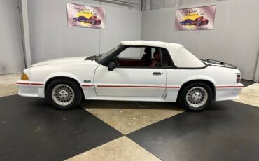 Ford-Mustang-1988-White-Red-10