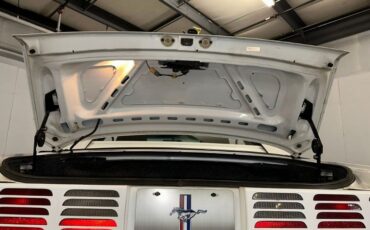 Ford-Mustang-1988-White-Red-11