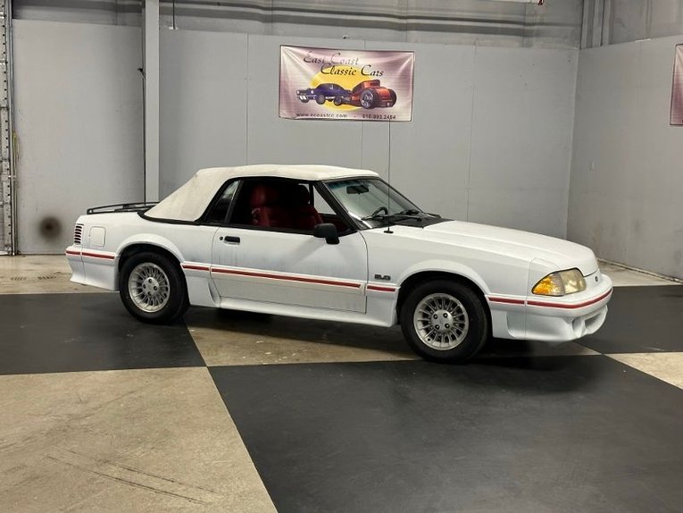 Ford-Mustang-1988-White-Red-13