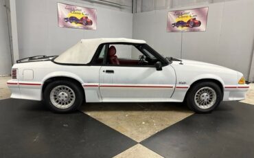 Ford-Mustang-1988-White-Red-17