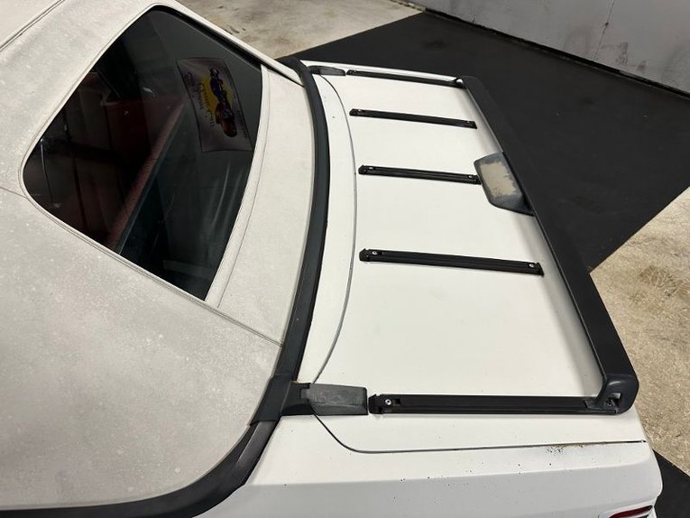 Ford-Mustang-1988-White-Red-21