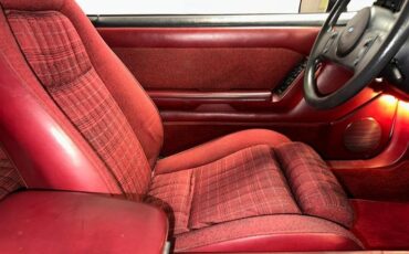 Ford-Mustang-1988-White-Red-30
