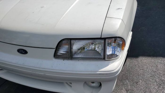 Ford-Mustang-1988-White