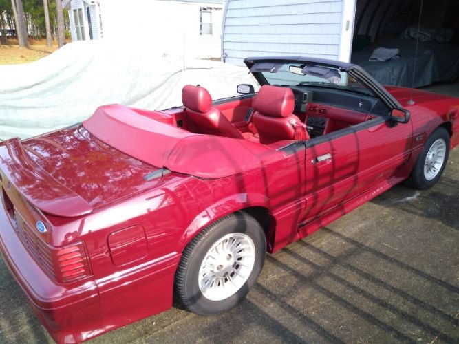 Ford-Mustang-1989-1