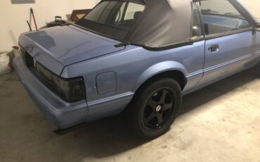 Ford-Mustang-1989-3