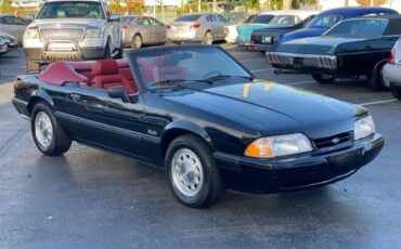 Ford-Mustang-1989-Black-Red-11