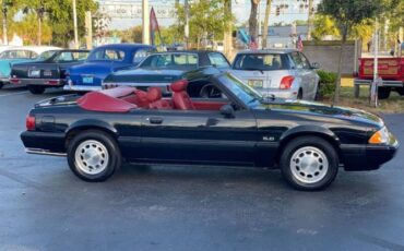 Ford-Mustang-1989-Black-Red-12