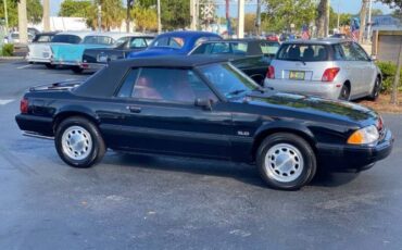 Ford-Mustang-1989-Black-Red-12