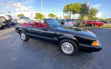 Ford-Mustang-1989-Black-Red-13