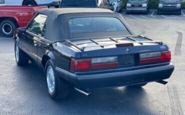 Ford-Mustang-1989-Black-Red-19