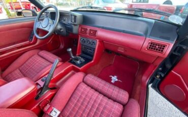 Ford-Mustang-1989-Black-Red-4