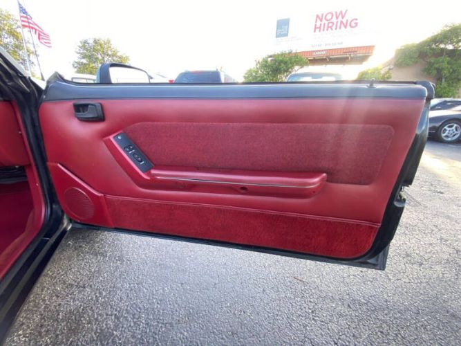 Ford-Mustang-1989-Black-Red-5