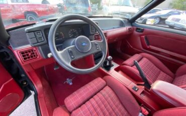 Ford-Mustang-1989-Black-Red-6