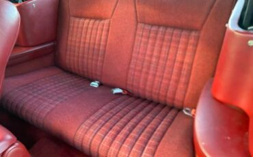 Ford-Mustang-1989-Black-Red-6