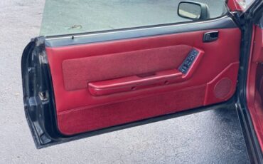 Ford-Mustang-1989-Black-Red-8
