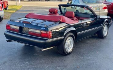 Ford-Mustang-1989-Black-Red-9