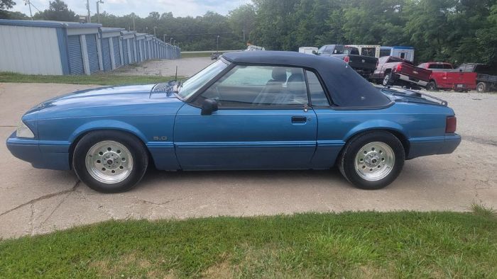 Ford-Mustang-1989-Blue-Gray-13