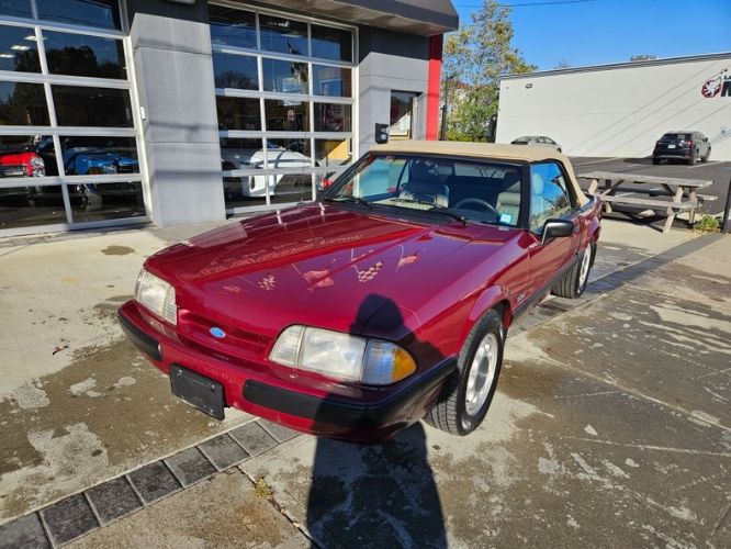 Ford-Mustang-1989-Cabernet-Red-Metalli-13