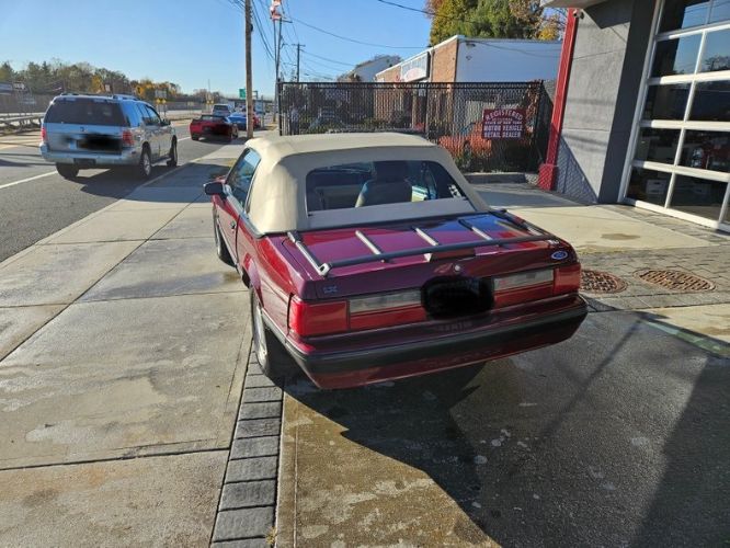 Ford-Mustang-1989-Cabernet-Red-Metalli-3