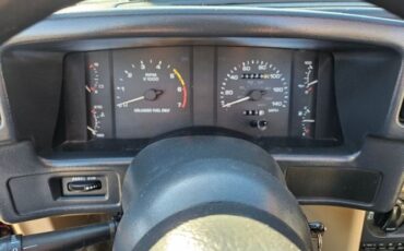 Ford-Mustang-1989-Cabernet-Red-Metalli-6